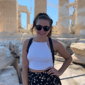 Meet your Posher, Elle